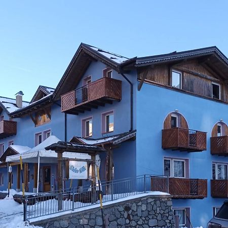 Hotel Cielo Blu ปัสโซเดลโตนาเล ภายนอก รูปภาพ